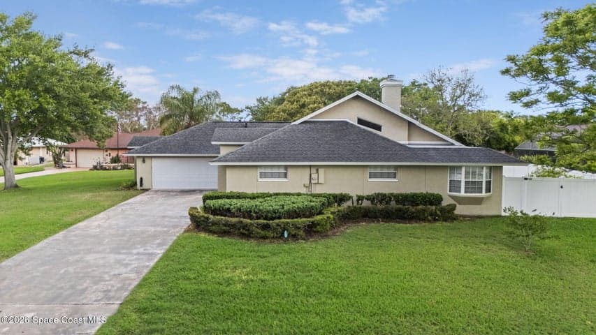 432 Crystal Lake Drive, Melbourne, FL 32940 — photo 3