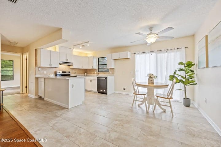 286 Alegriano Road NW, Palm Bay, FL 32907 — photo 7