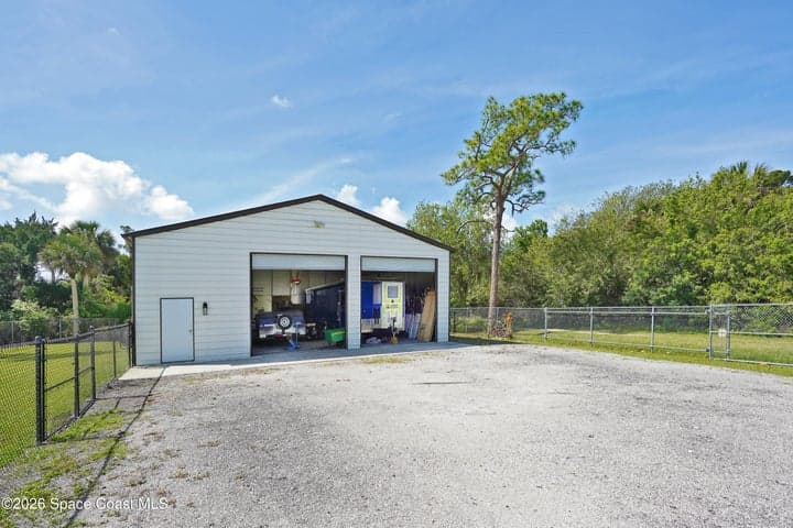 475 E Hall Road, Merritt Island, FL 32953 — photo 27
