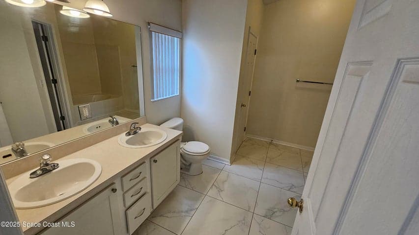 2410 Stratford Pointe Drive, Melbourne, FL 32904 — photo 9