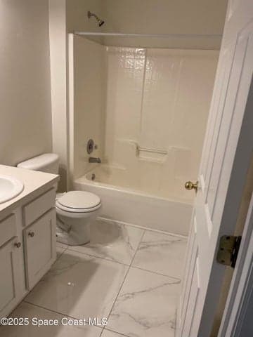 2410 Stratford Pointe Drive, Melbourne, FL 32904 — photo 14