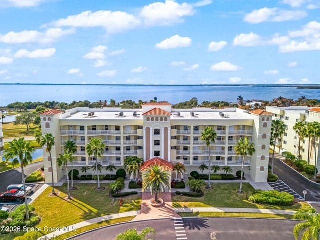 742 Bayside Drive 301, Cape Canaveral, FL 32920