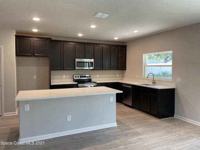 655 Boughton Way, West Melbourne, FL 32904 — photo 3