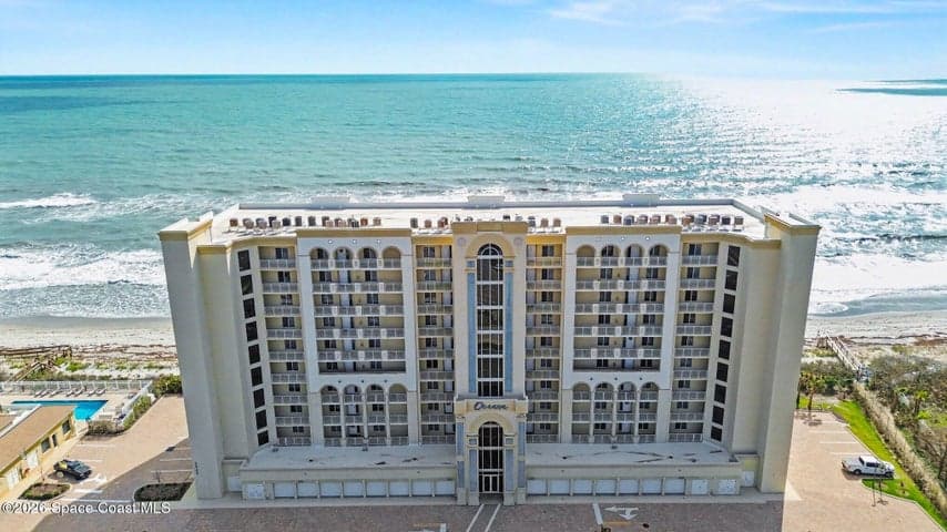 1045 N Jimmy Buffett Memorial Highway 805, Satellite Beach, FL 32937