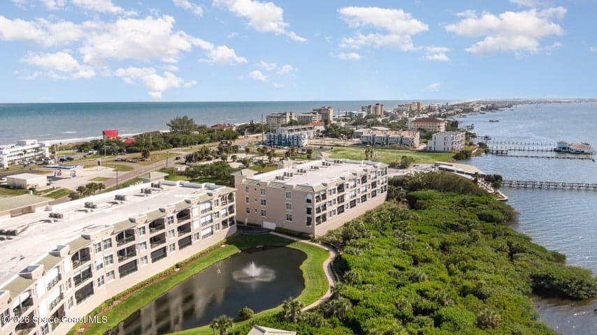 2022 Julep Drive 201, Cocoa Beach, FL 32931