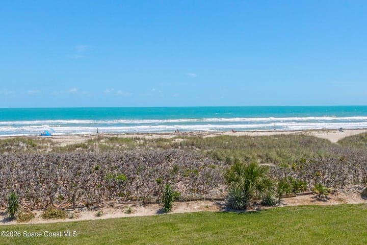 550 Garfield Avenue #302, Cocoa Beach, FL 32931 — photo 3