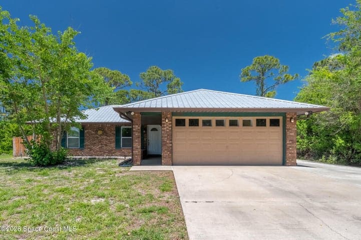 1631 Santonian Street SE, Palm Bay, FL 32909