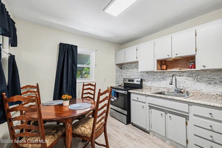 2184 Dordon Drive, Melbourne, FL 32935 — photo 10