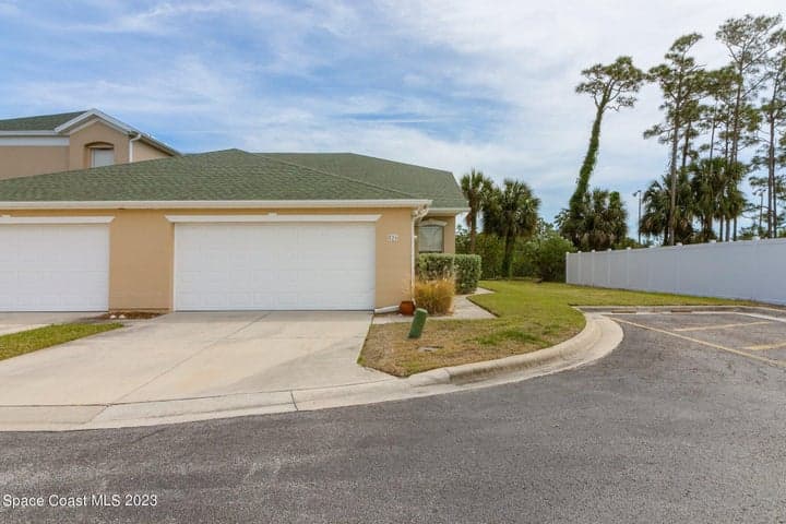 526 Mcguire Boulevard, Indian Harbour Beach, FL 32937