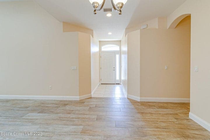 526 Mcguire Boulevard, Indian Harbour Beach, FL 32937 — photo 4
