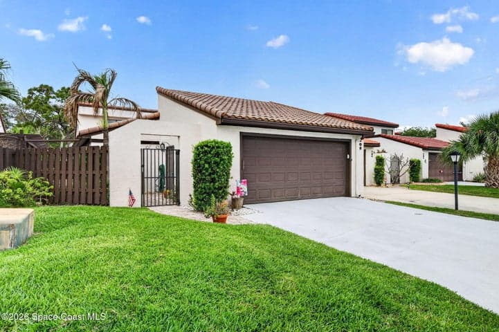 108 Osprey Court, Melbourne, FL 32940
