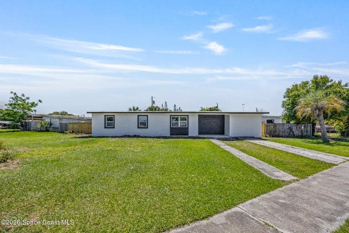 1106 Wild Rose Drive NE, Palm Bay, FL 32905