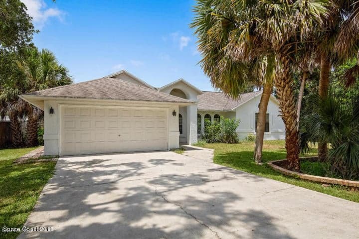 2195 Ladner Road NE, Palm Bay, FL 32907