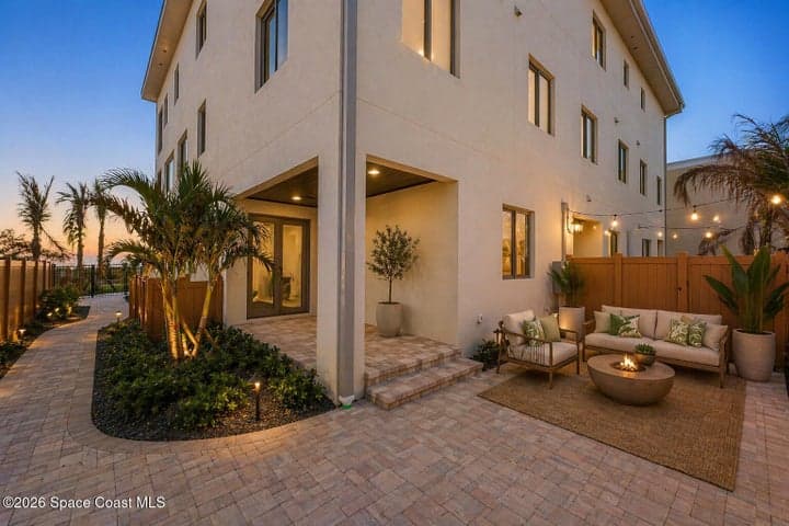1008 Wave Crest Avenue, Indialantic, FL 32903 — photo 9