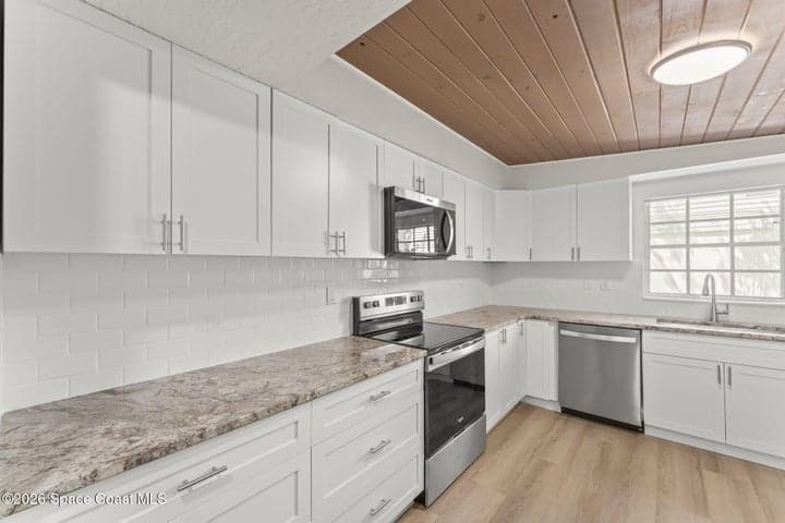 1564 Grandview Way, Melbourne, FL 32935 — photo 8