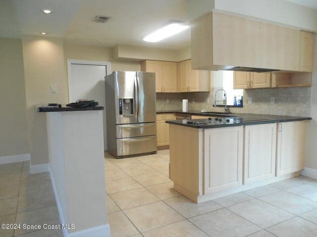 1211 Pinetree Drive, Indian Harbour Beach, FL 32937 — photo 4