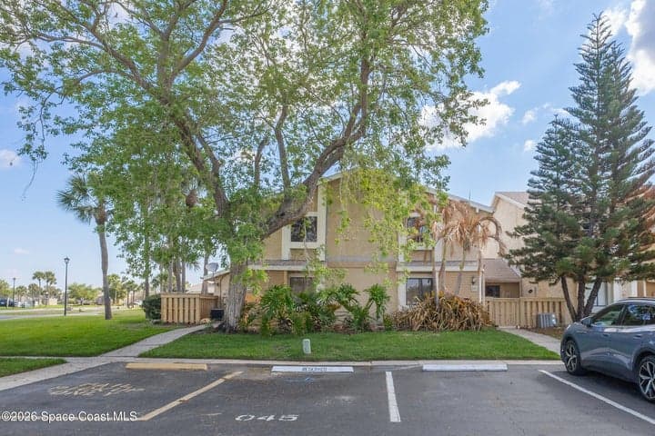 1020 NE Abada Court NE 101, Palm Bay, FL 32905