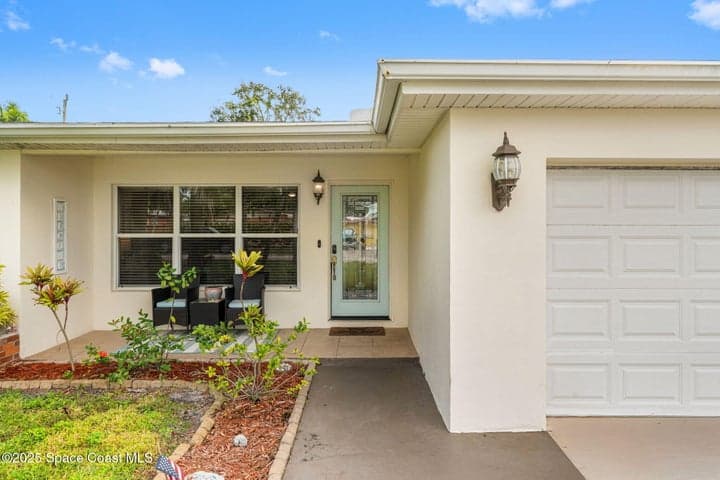 926 Santa Cruz Road, Cocoa Beach, FL 32931