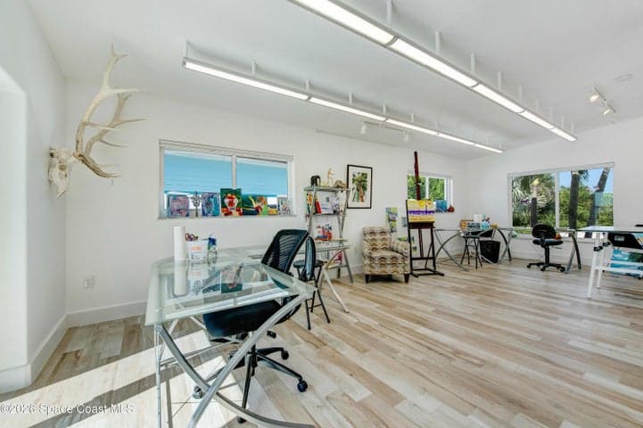 Photo 25