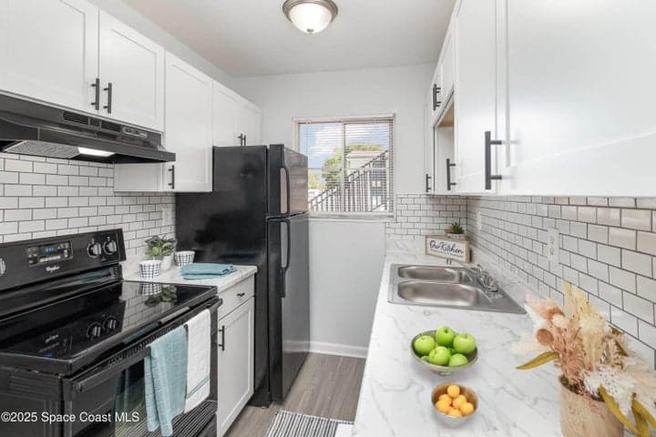 115 W Seminole Avenue #106, Melbourne, FL 32901 — photo 3