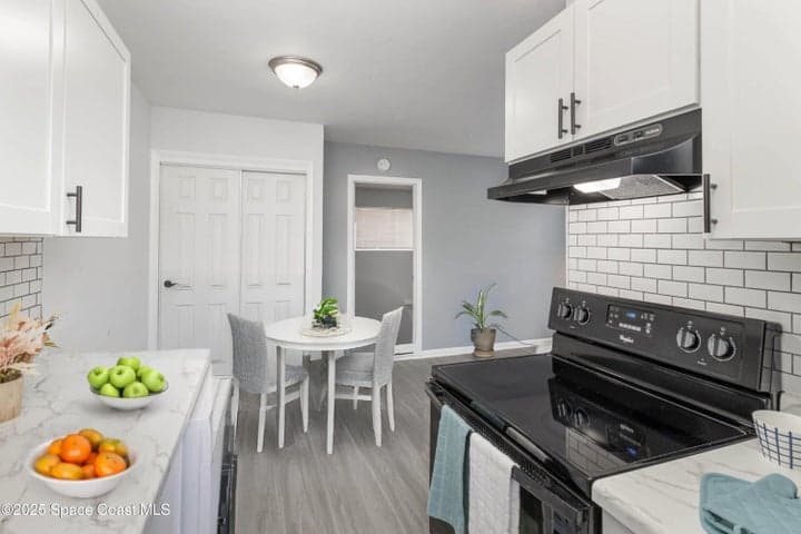 115 W Seminole Avenue #106, Melbourne, FL 32901 — photo 4