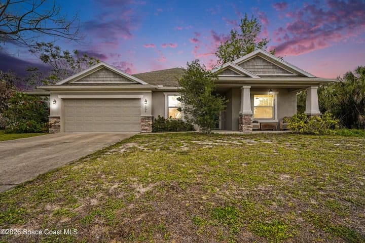 1706 Elmhurst Circle SE, Palm Bay, FL 32909