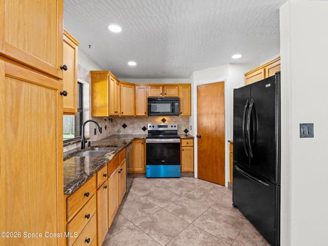 406 Amherst Avenue, Melbourne, FL 32901 — photo 16