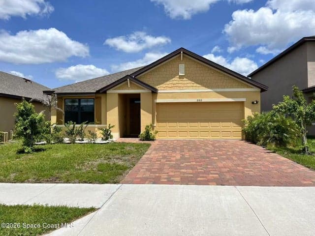 2183 Farmhouse Road SE, Palm Bay, FL 32909