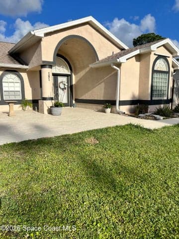 181 Hurtig Avenue NW, Palm Bay, FL 32907