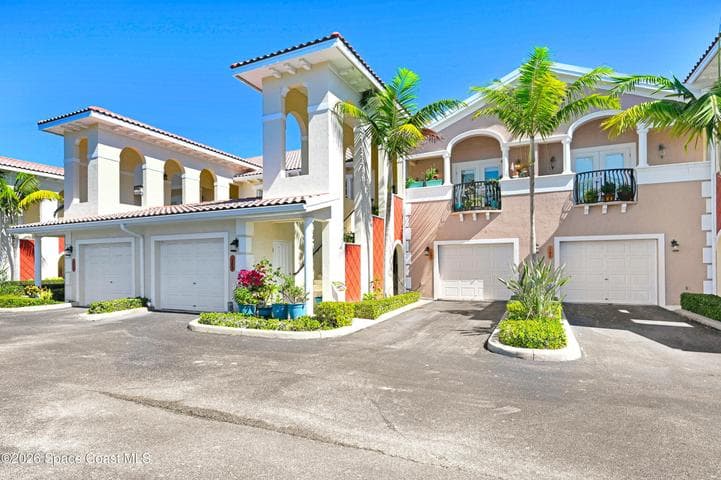 127 Lancha Circle 203, Indian Harbour Beach, FL 32937