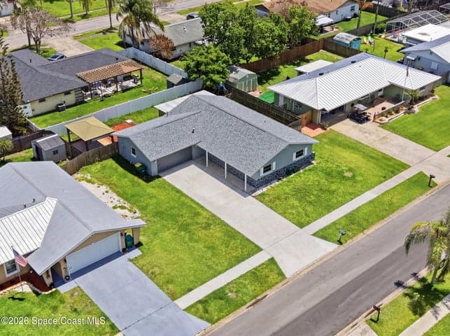 591 Sacre Coeur Drive, Melbourne, FL 32935 — photo 4