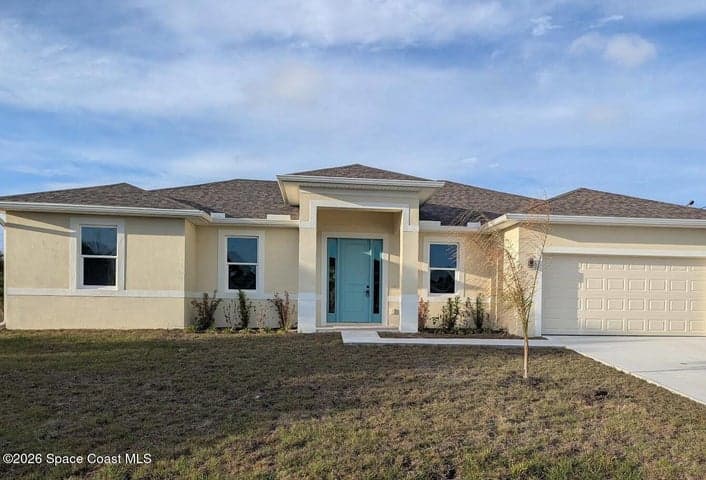 693 Akola Terrace SW, Palm Bay, FL 32908