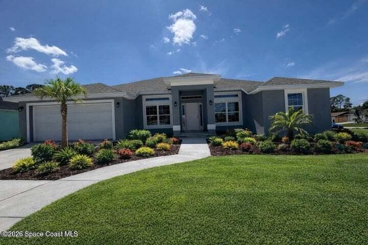768 Haryestor Avenue SW, Palm Bay, FL 32908