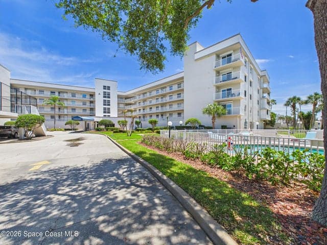8700 Ridgewood Avenue Ph11a, Cape Canaveral, FL 32920