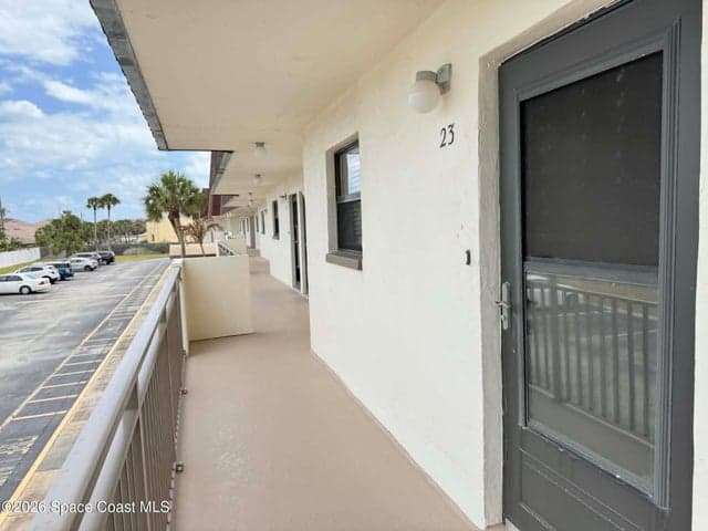 180 Paradise Boulevard 18023, Melbourne, FL 32903