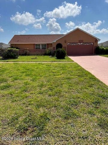 1190 Riviera Drive NE, Palm Bay, FL 32905