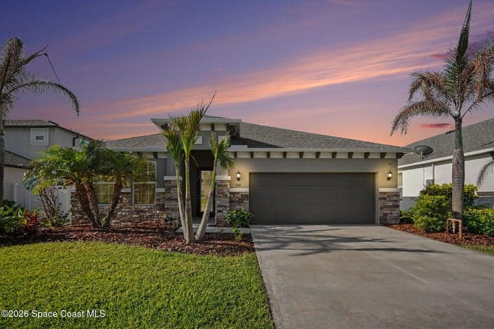947 Corbin Circle SW, Palm Bay, FL 32908