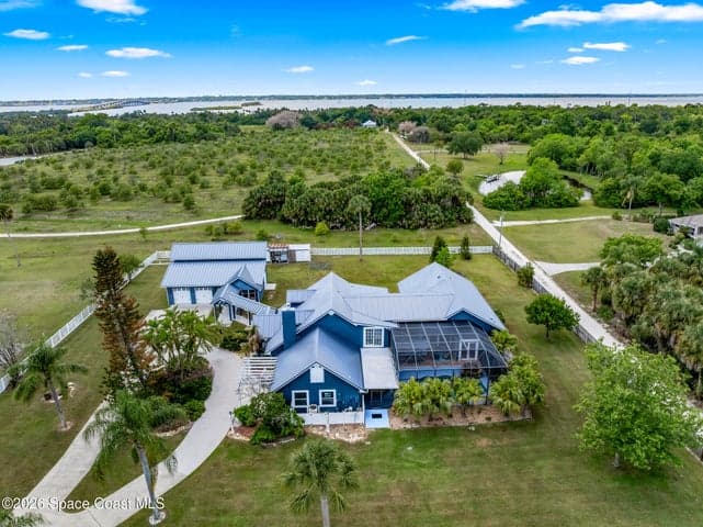 2955 N Tropical Trail, Merritt Island, FL 32953