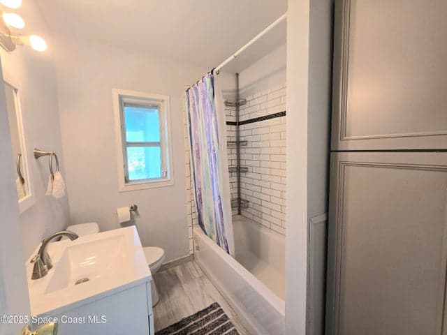 484 Poinciana Drive, Melbourne, FL 32935 — photo 22