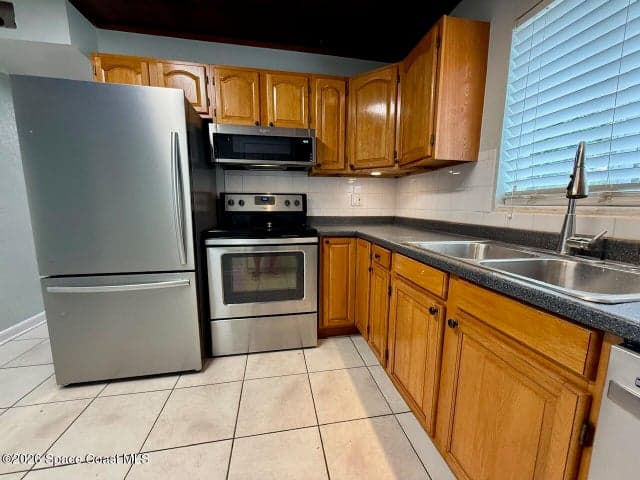 818 Orange Street, Melbourne, FL 32935 — photo 4