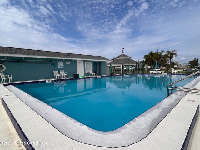 416 Emerald Drive S, Indian Harbour Beach, FL 32937 — photo 4