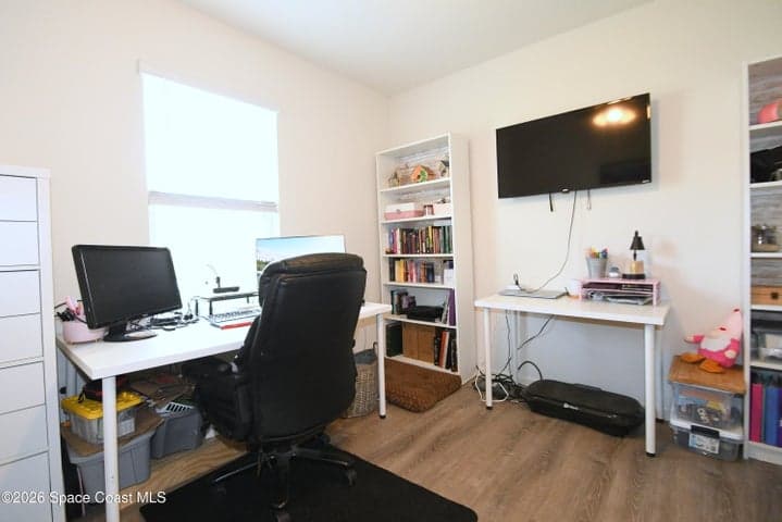 Photo 13