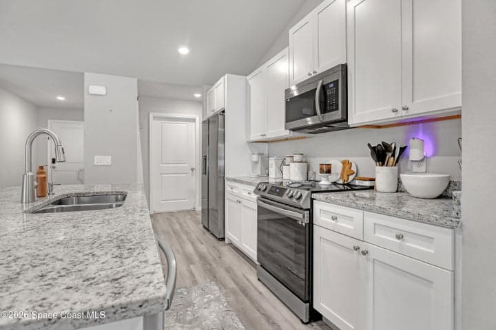 935 Hattaras Terrace SE, Palm Bay, FL 32909 — photo 11