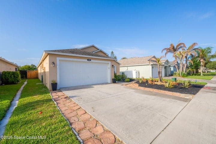 2049 Caledonia Place, Melbourne, FL 32940 — photo 5