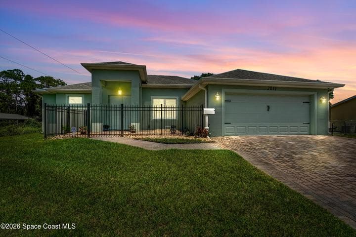2811 Emerson Drive SE, Palm Bay, FL 32909