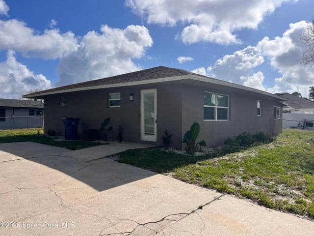741 Frisco Street SE, Palm Bay, FL 32909