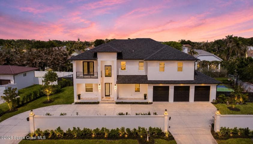 2345 N Riverside Drive, Indialantic, FL 32903