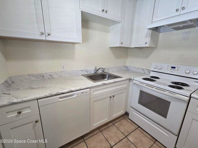 1728 Guava Avenue #7, Melbourne, FL 32935 — photo 5
