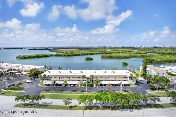 1525 Minutemen Causeway 105, Cocoa Beach, FL 32931