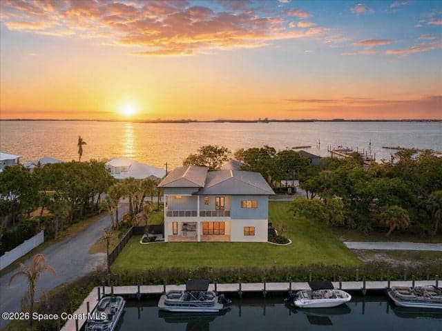 1295 S Banana River Drive, Merritt Island, FL 32952